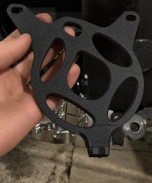 Tuttio motor cover